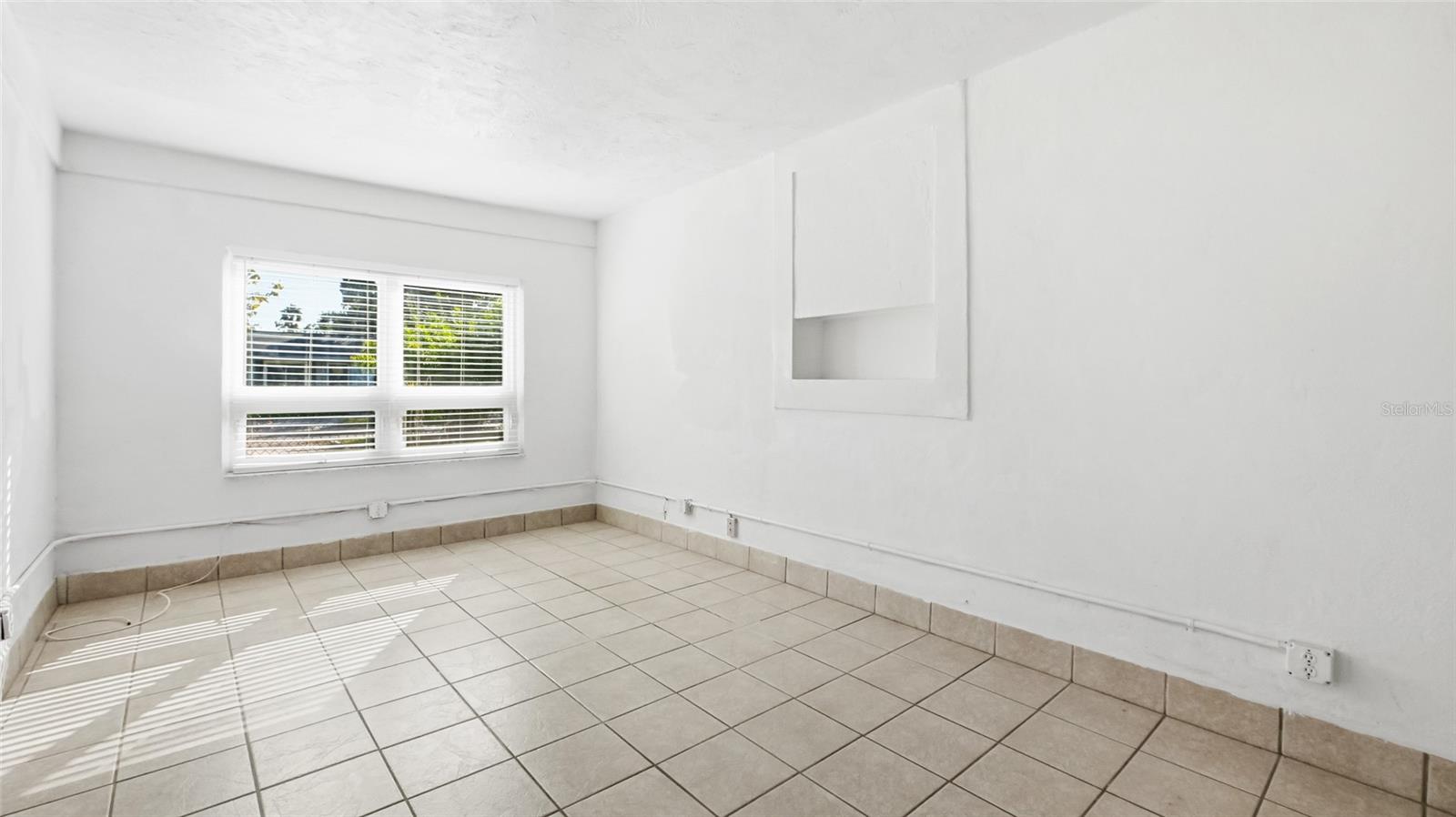 BAY VIEW PARK SEC P - Residential