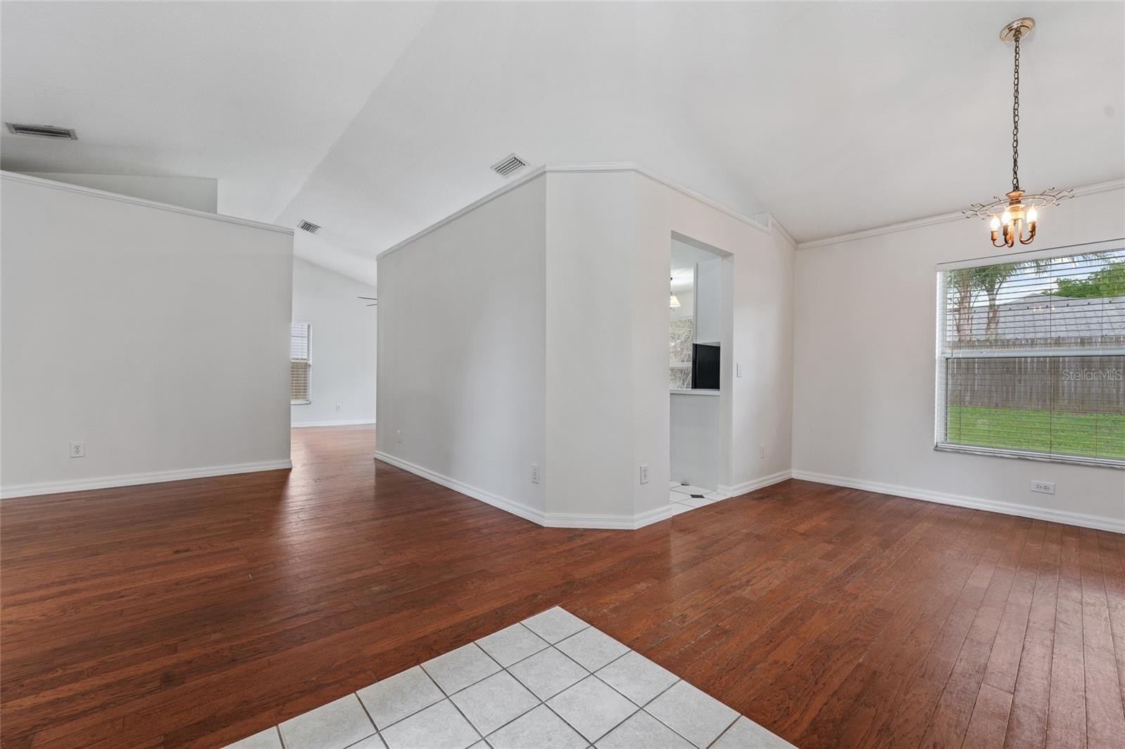 2929 HUNTERS LANE
