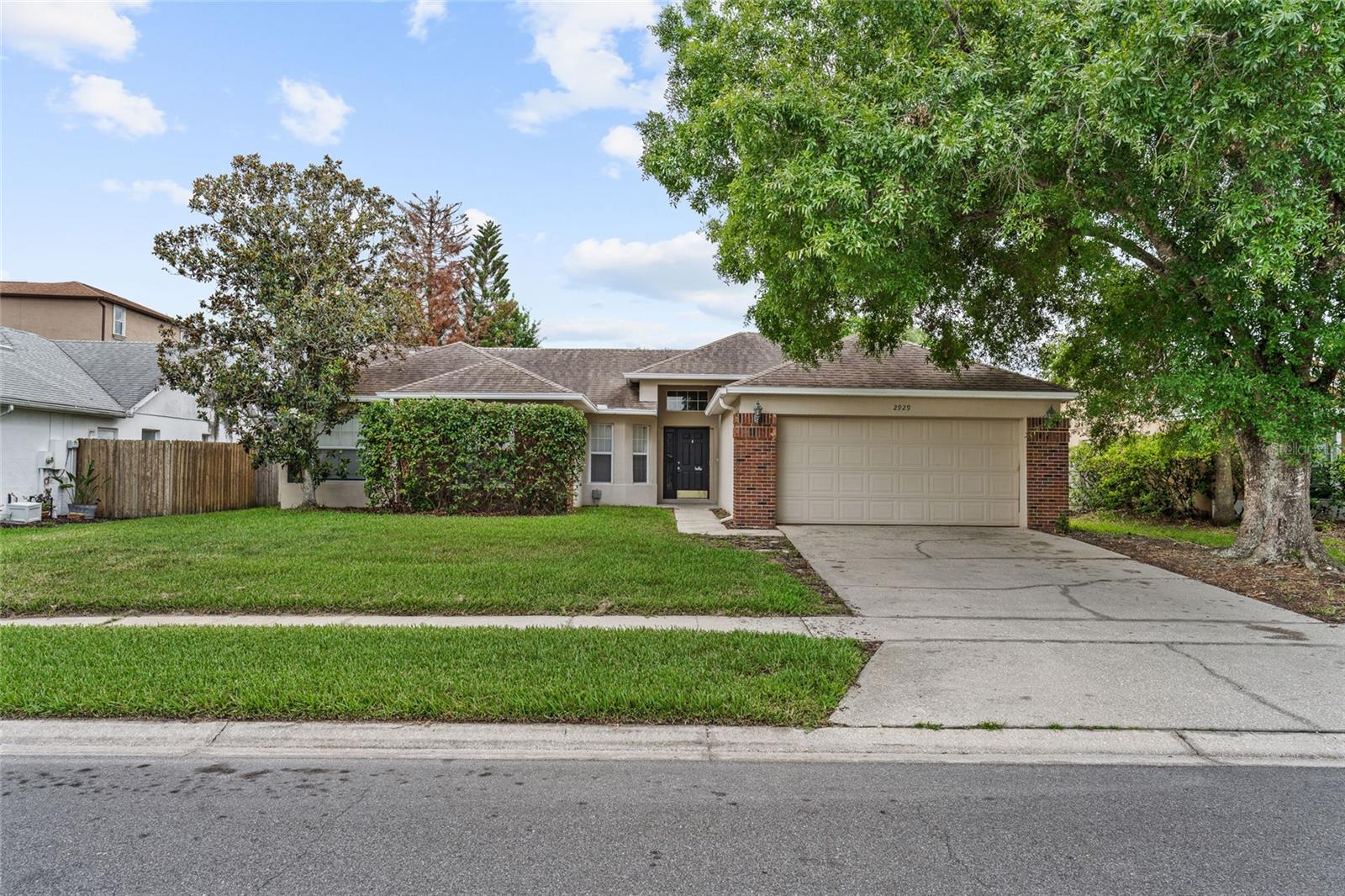 2929 HUNTERS LANE