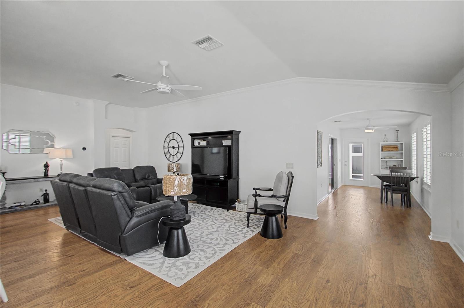 THE CABANAS AT CREEKSIDE LANDING - Residential