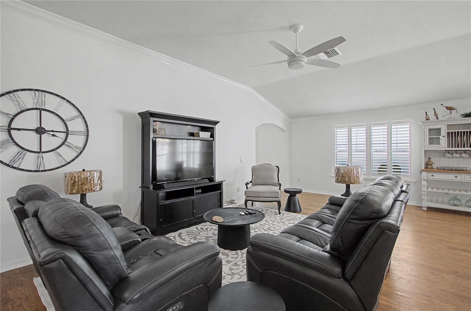 THE CABANAS AT CREEKSIDE LANDING - Residential