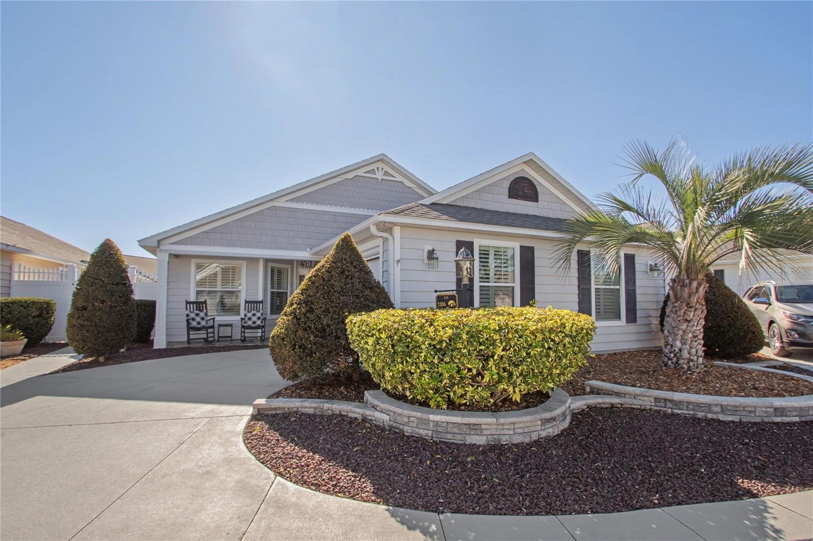 1106 SOUTHERN SUN DR