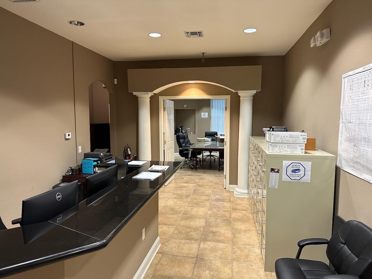 JASMINE WALK FIRST ADD - Commercial Sale