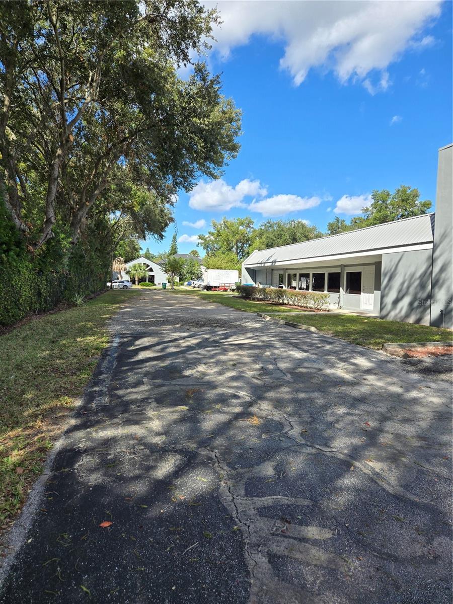 RANDS ADD TO LONGWOOD - Commercial Lease