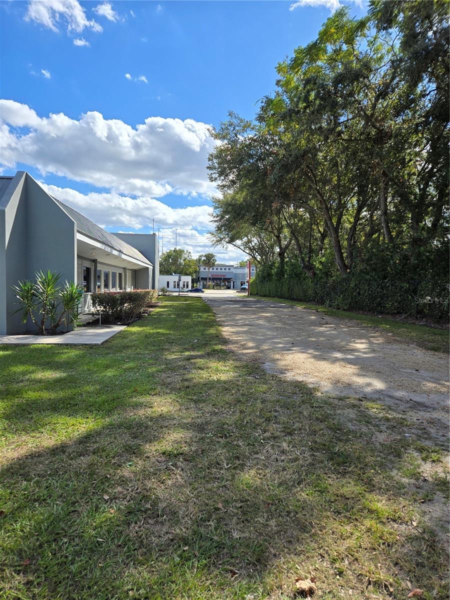 RANDS ADD TO LONGWOOD - Commercial Lease