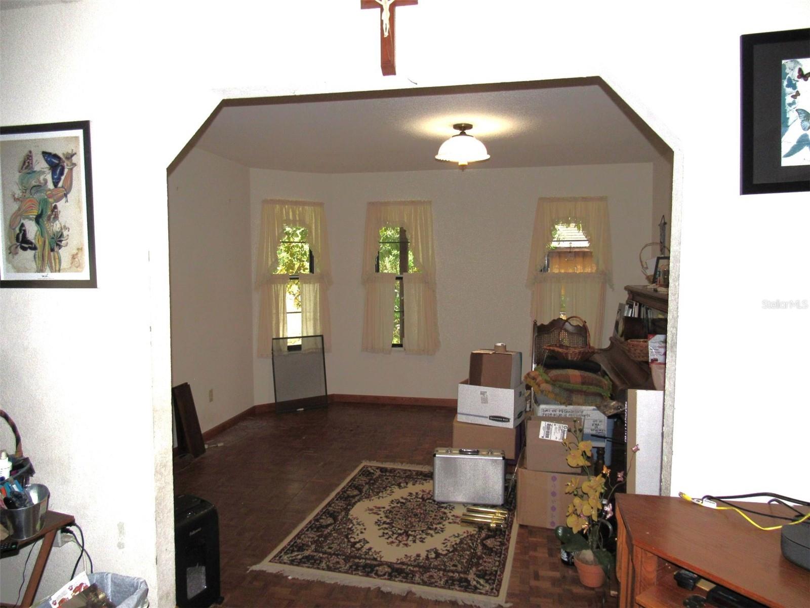 MERI OAKS - Residential