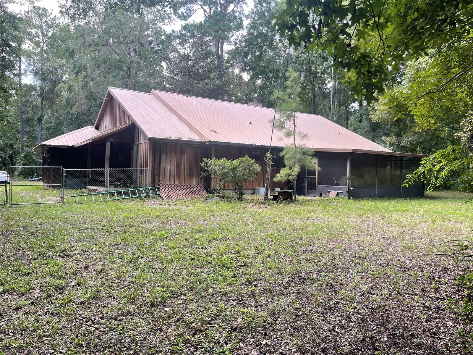 MERI OAKS - Residential