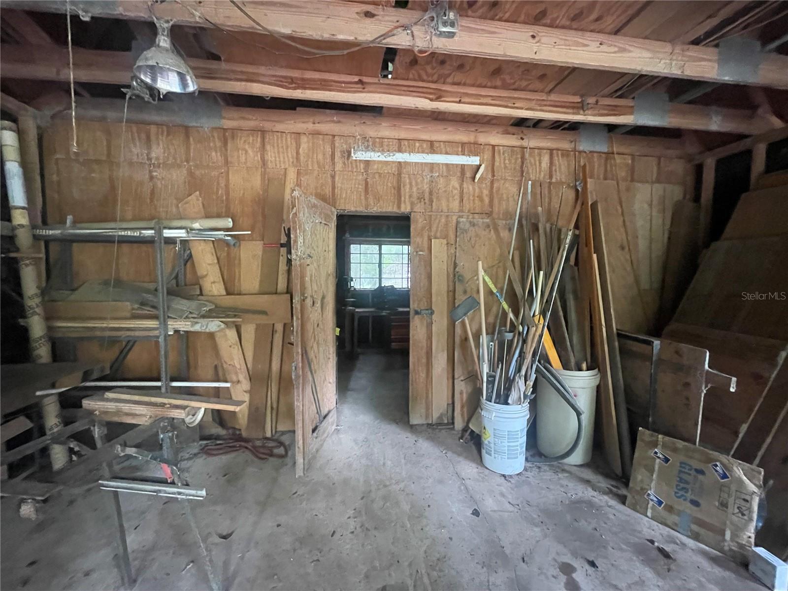 MERI OAKS - Residential