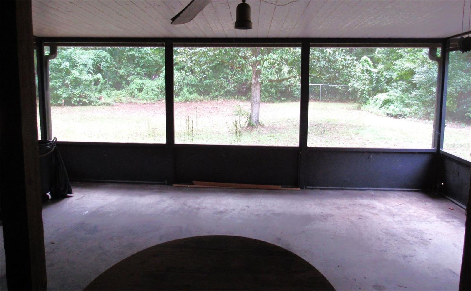 MERI OAKS - Residential