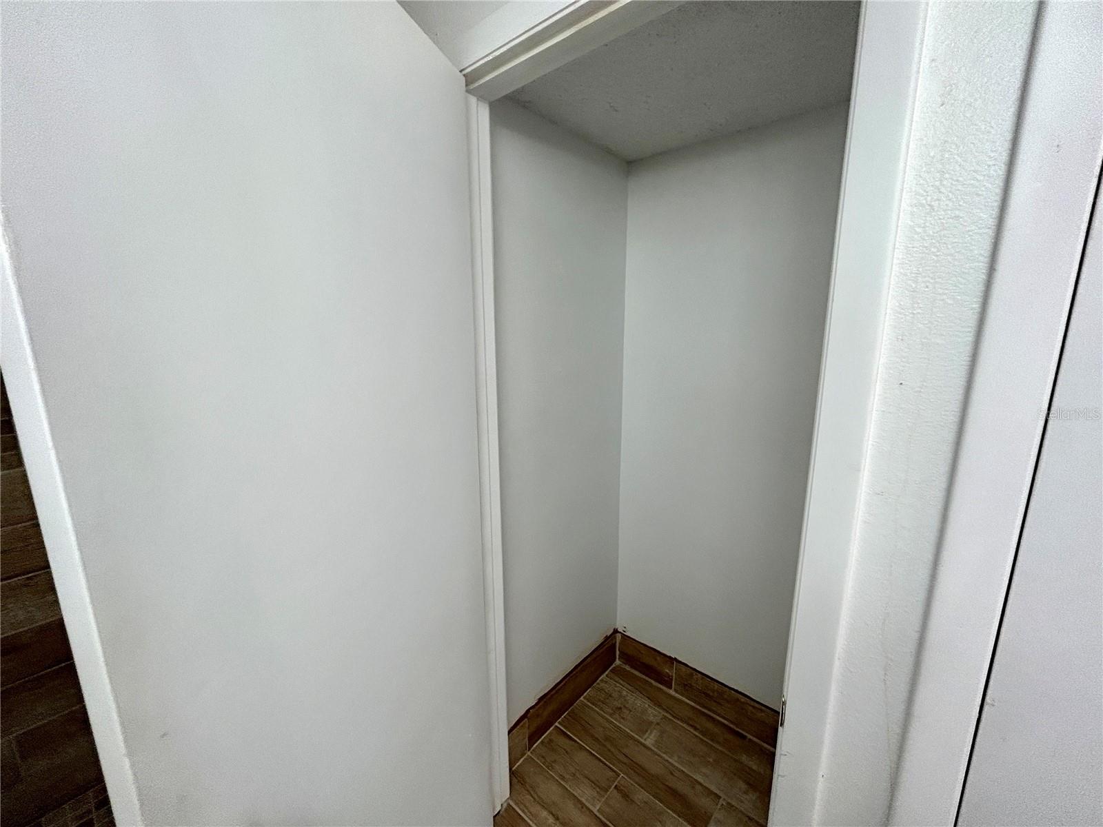 THE GRAND RESERVE CONDO - Residential Lease