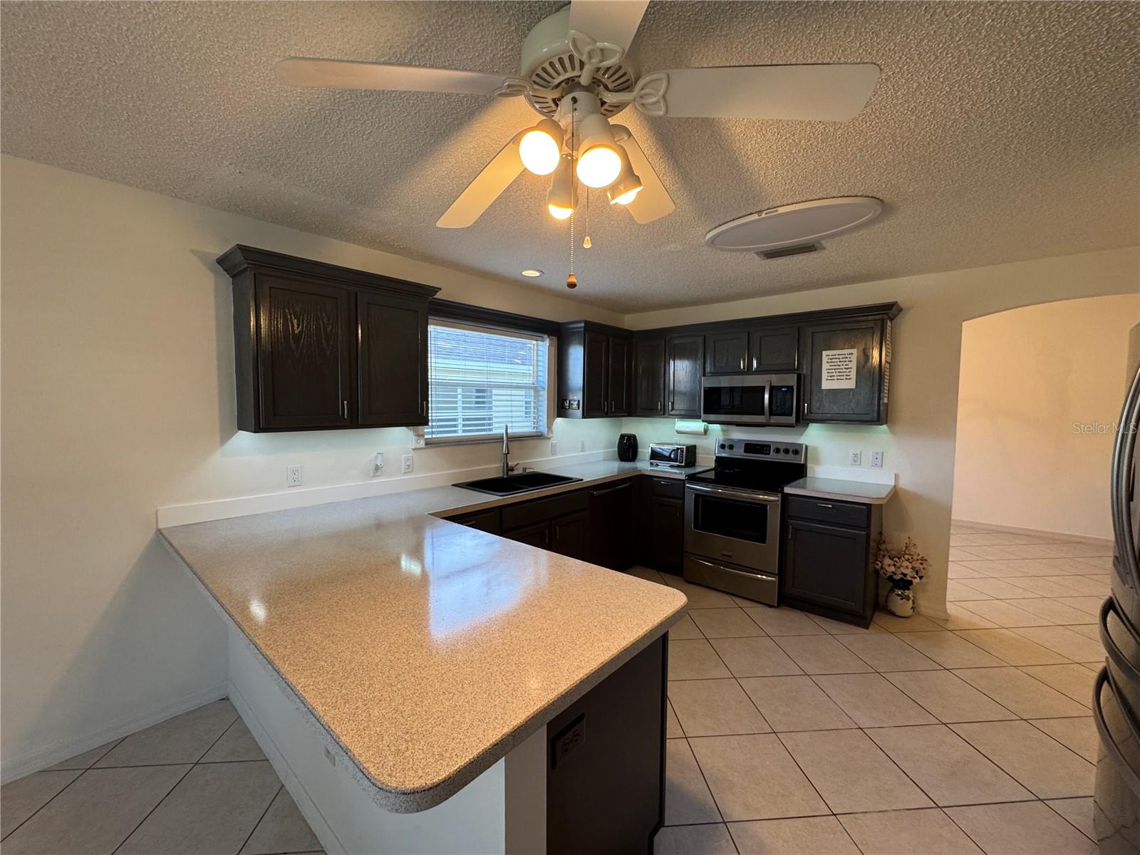 1033 OAK FOREST DRIVE