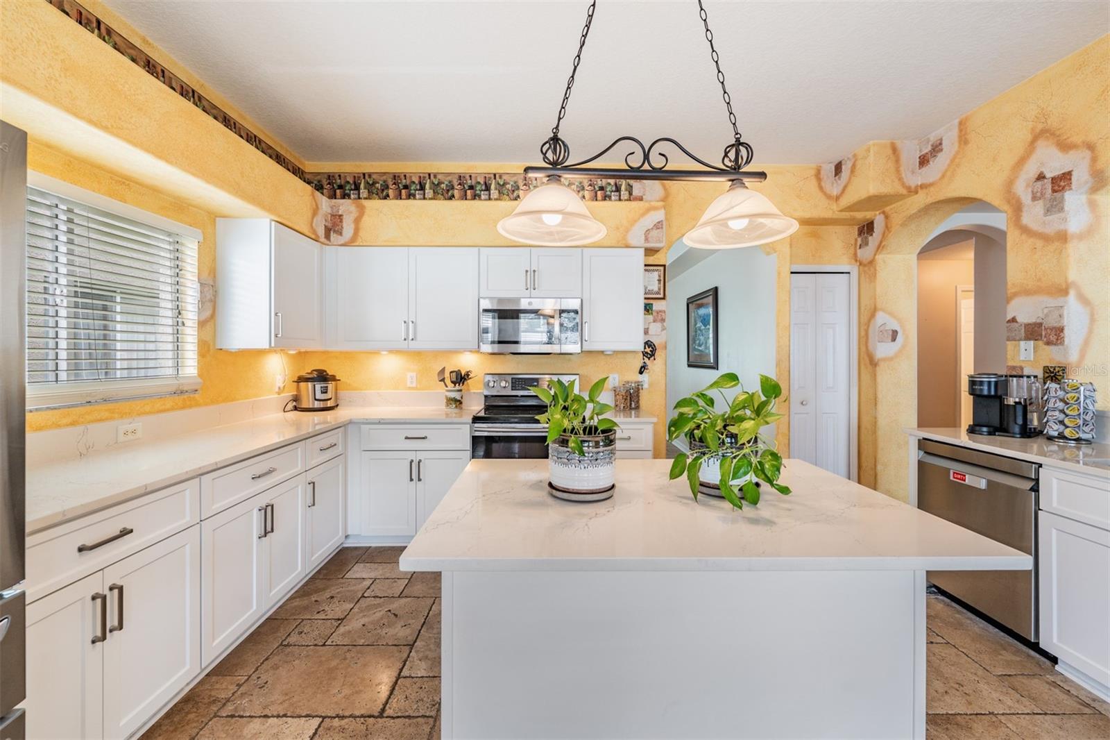 19411 SANDY SPRINGS CIRCLE