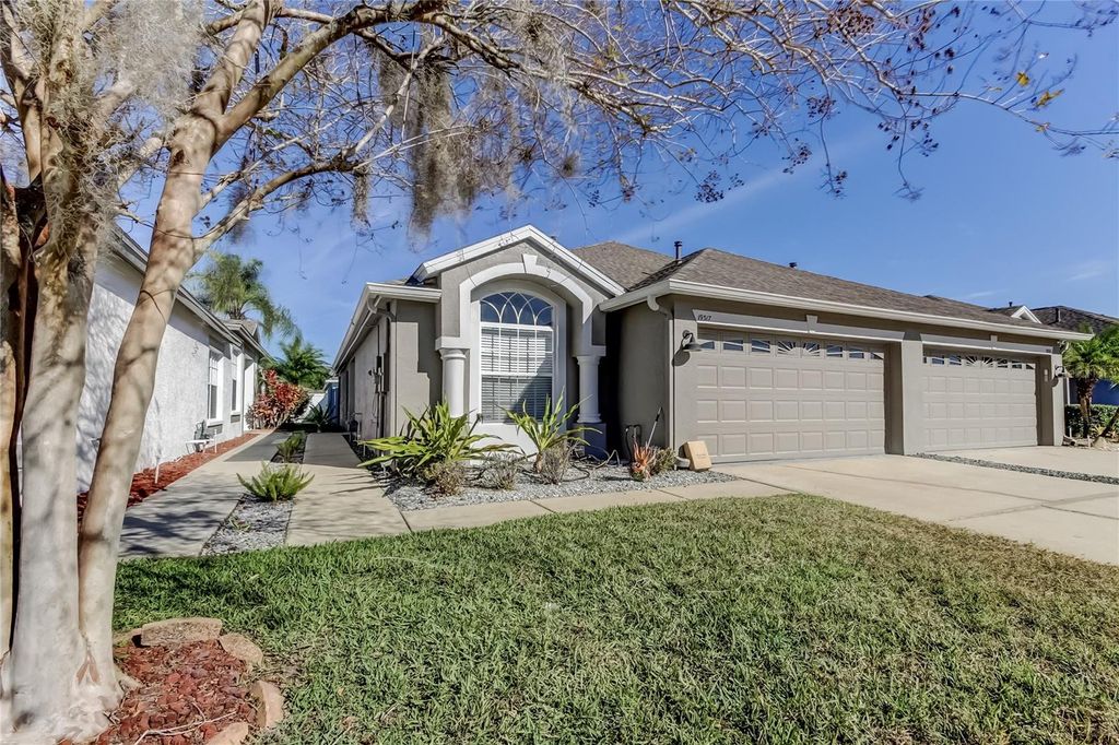 Photo of 19317 Weymouth Drive, Land O Lakes, FL 34638 (MLS # TB8469681)