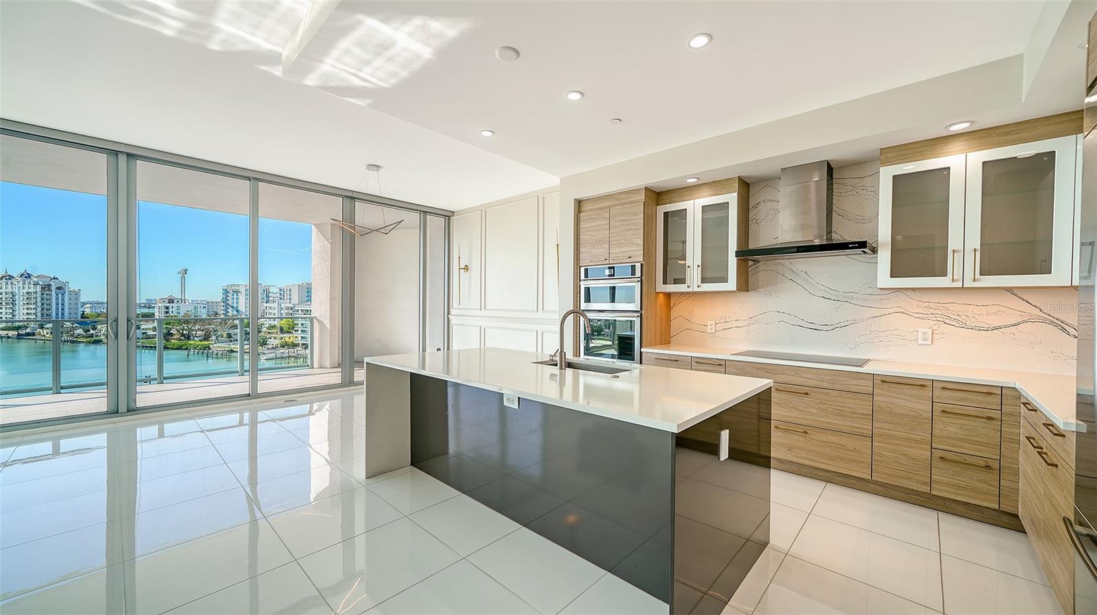 VUE SARASOTA BAY - Residential