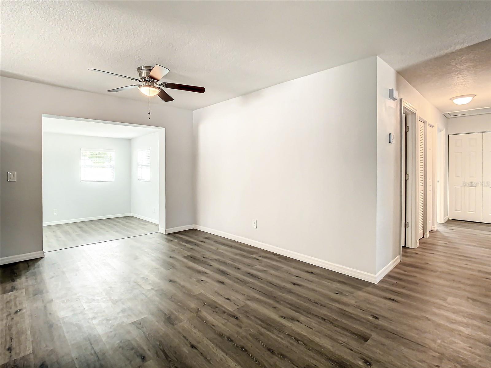 LAKEWOOD ESTATES JEDLOVECS ADD - Residential Lease