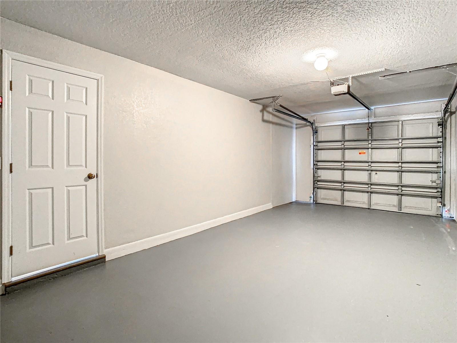 LAKEWOOD ESTATES JEDLOVECS ADD - Residential Lease