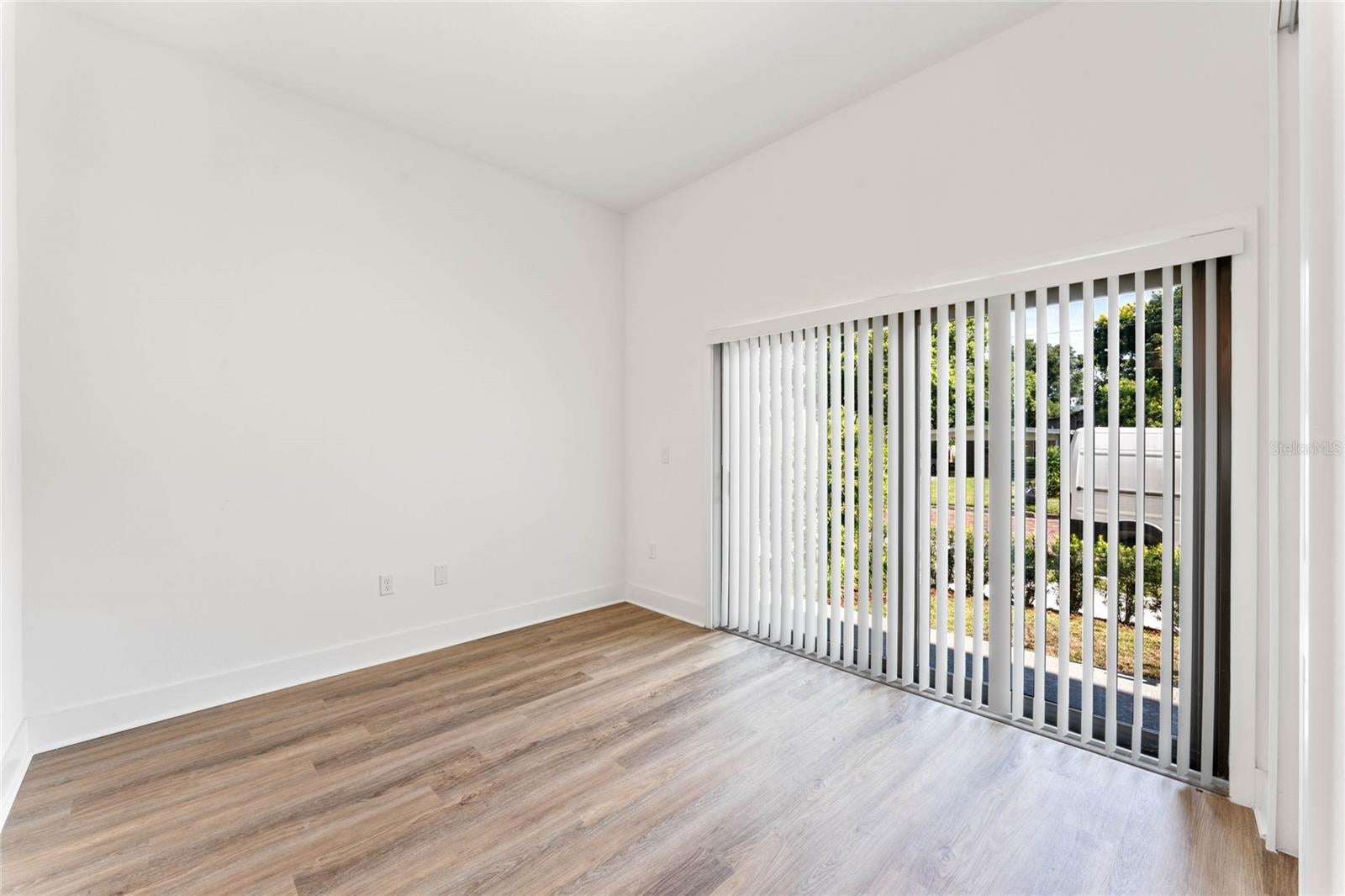 38 W HARDING STREET E