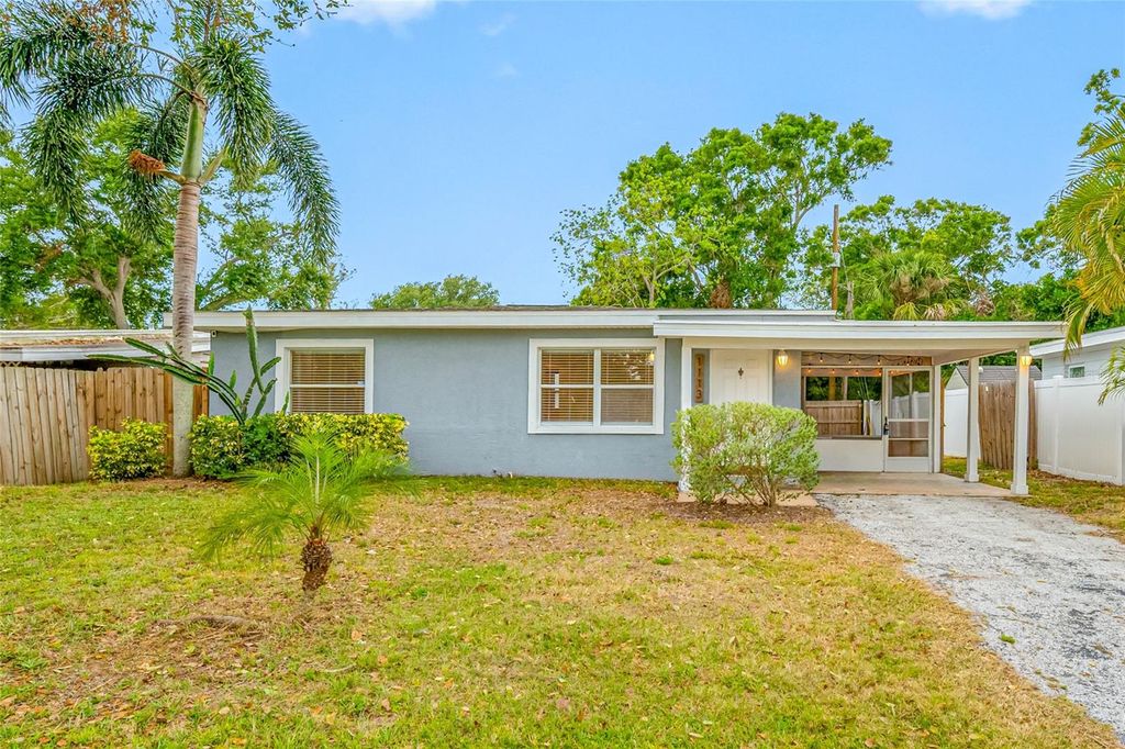 Photo of 1113 53rd Street S, Gulfport, FL 33707 (MLS # TB8372152)