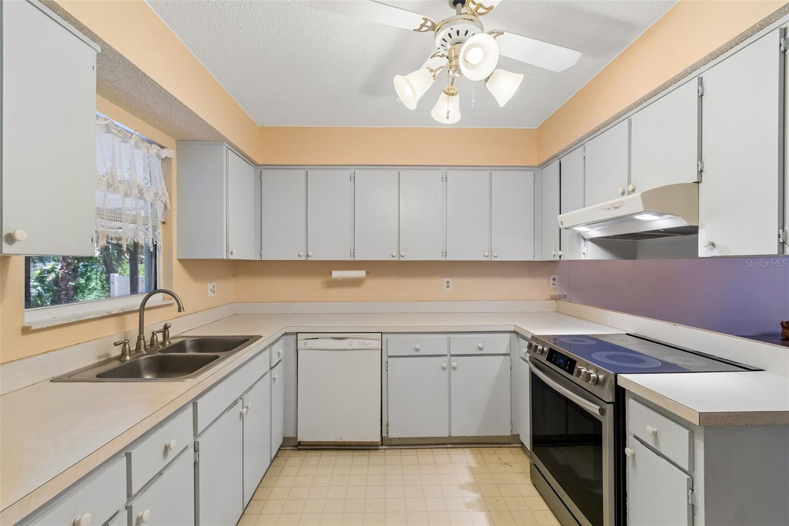 CANAL SHORES SUB - Residential