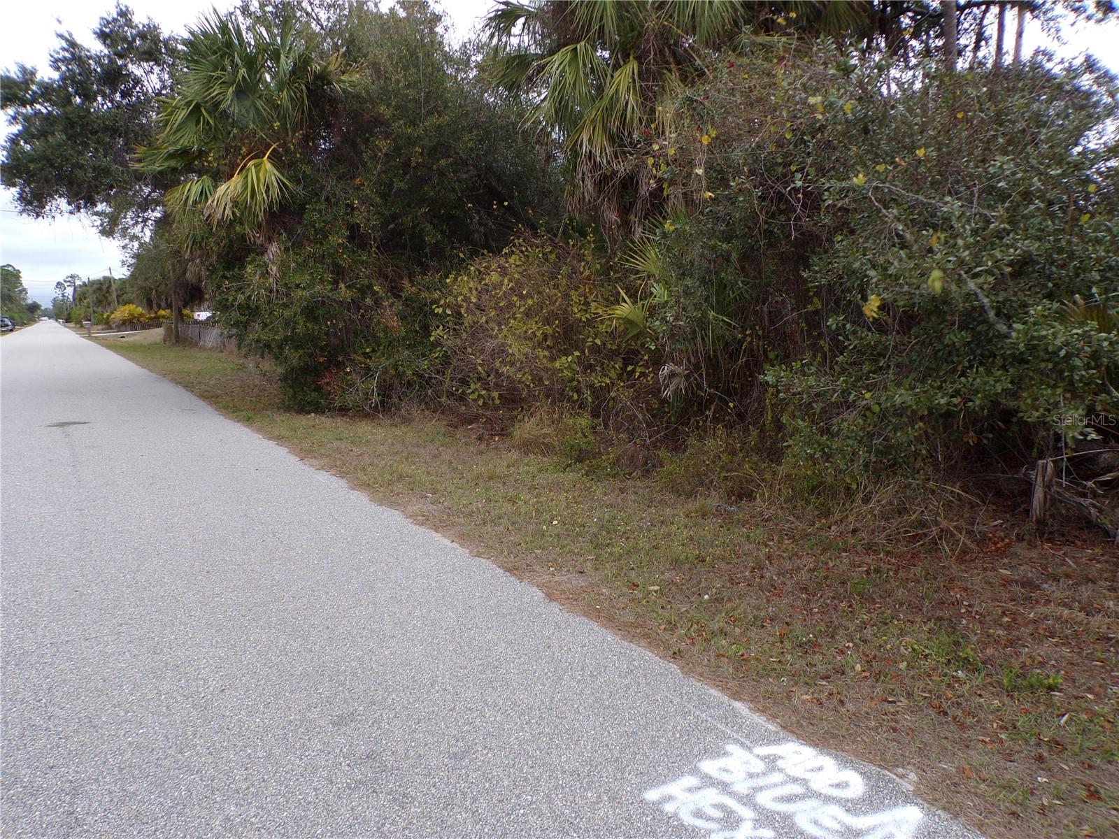 PORT CHARLOTTE SUB 08 - Land