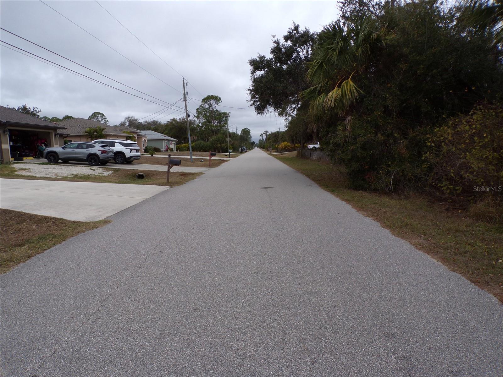 PORT CHARLOTTE SUB 08 - Land