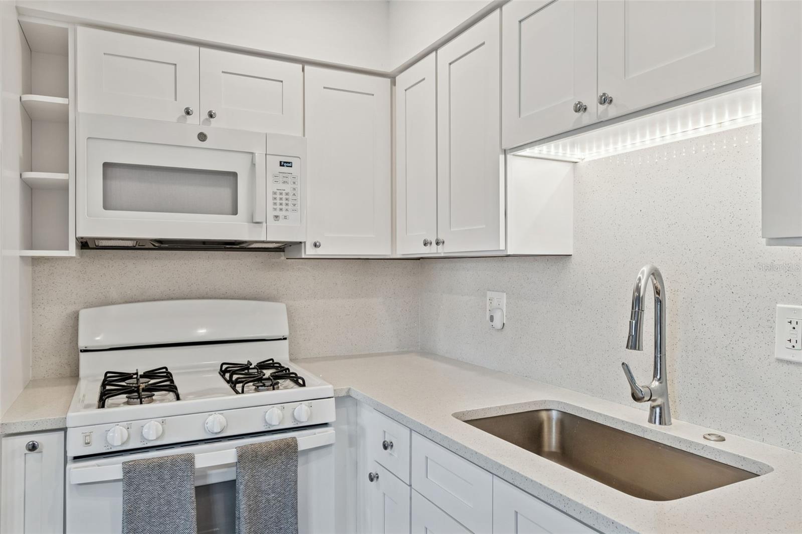 TERRACE PARK OF FIVE TOWNS - Residential