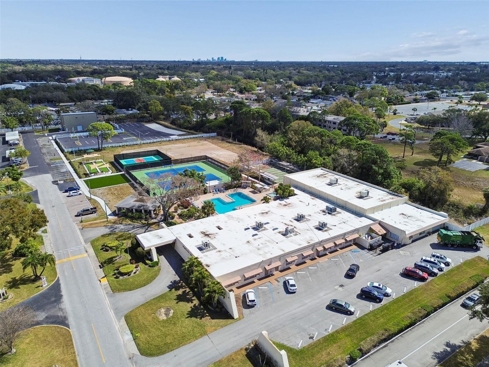 TERRACE PARK OF FIVE TOWNS - Residential