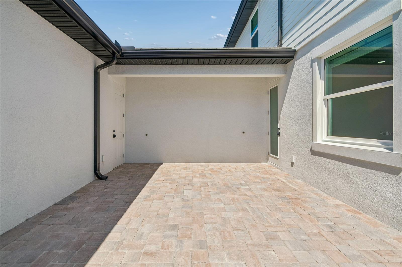 PALMERA AT WELLEN PARK - Residential