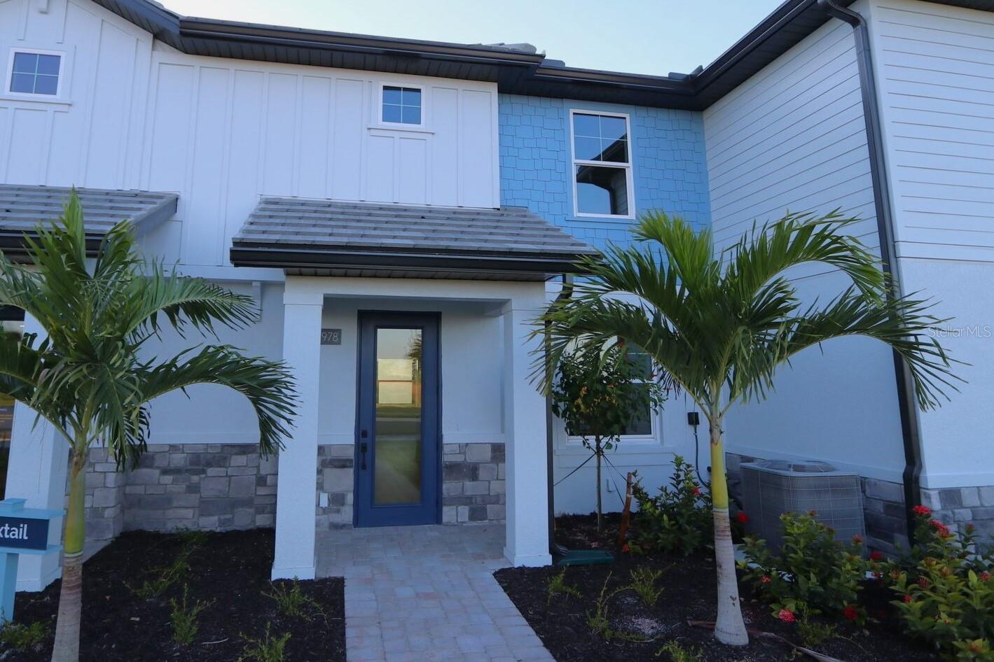 PALMERA AT WELLEN PARK - Residential