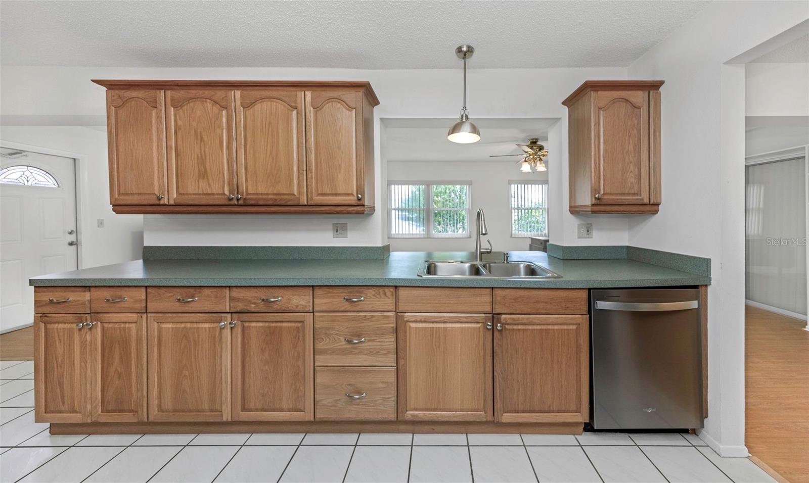 MAINLANDS OF TAMARAC BY THE GULF UNIT 4 CONDO - Residential