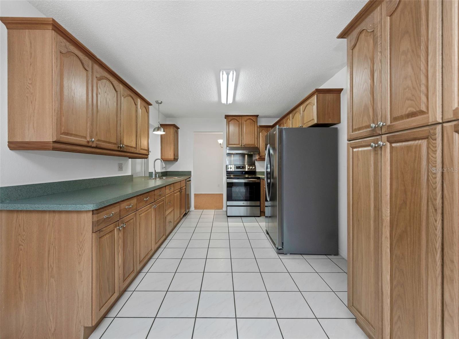 MAINLANDS OF TAMARAC BY THE GULF UNIT 4 CONDO - Residential