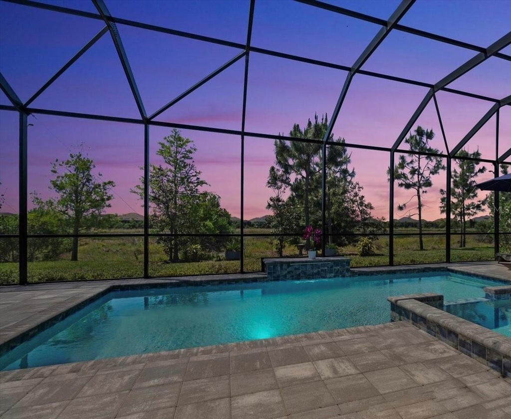 Photo of 729 Tailwind Place, Sarasota, FL 34240 (MLS # A4699054)