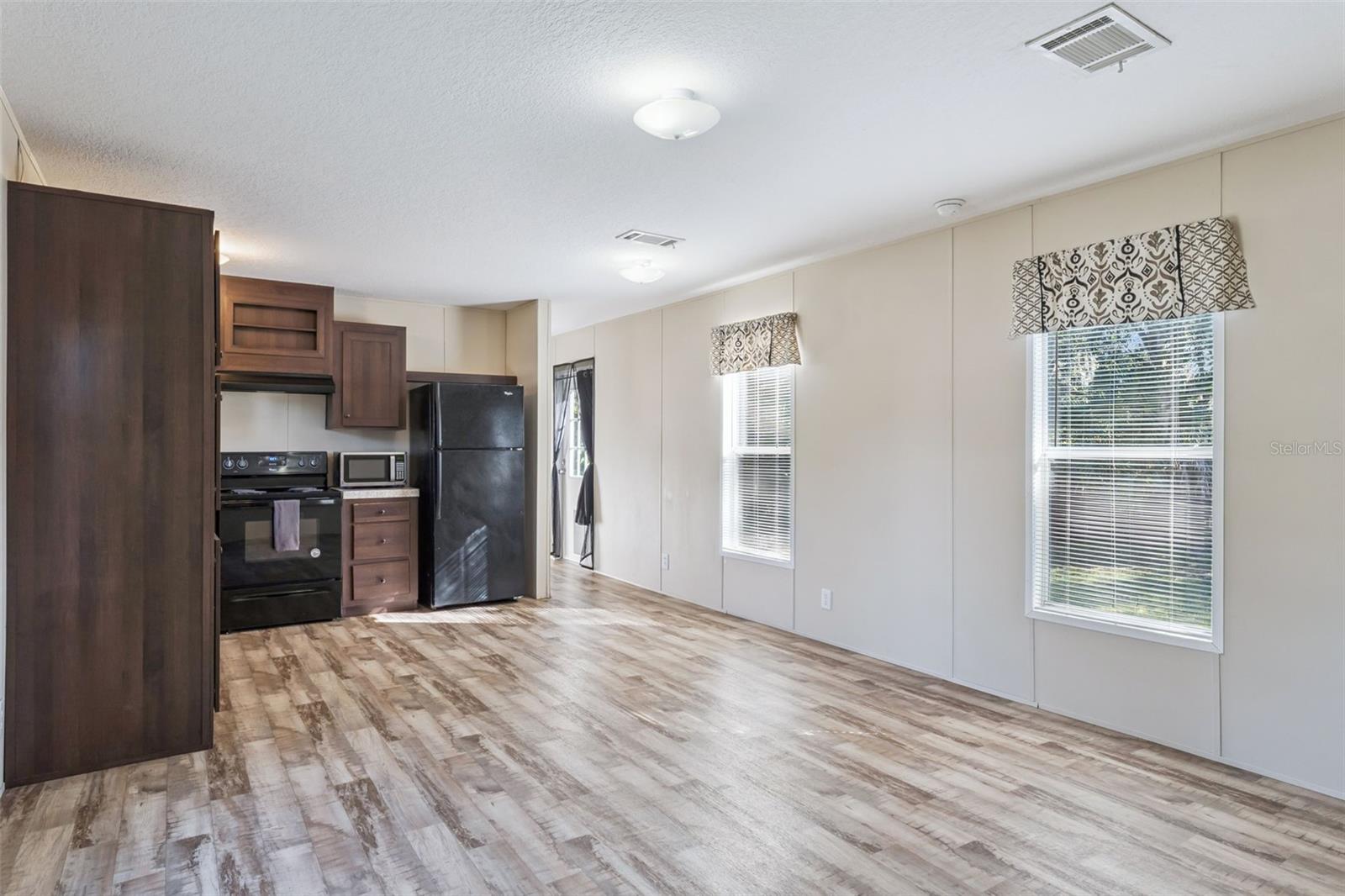 A REP OF A PT OF LTS 1 & 2 WATTS FARMS - Residential