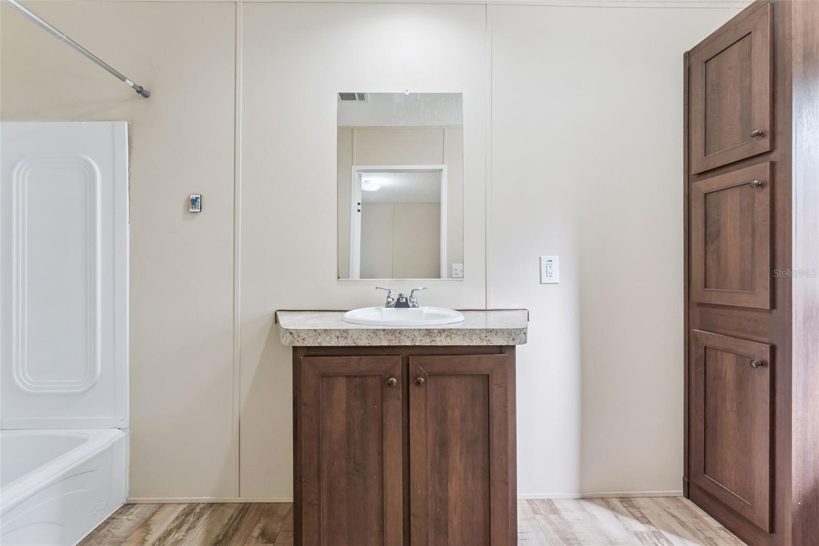 A REP OF A PT OF LTS 1 & 2 WATTS FARMS - Residential