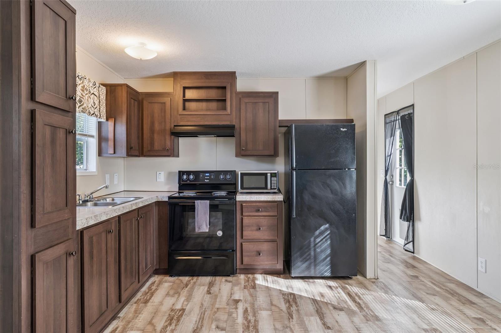 A REP OF A PT OF LTS 1 & 2 WATTS FARMS - Residential