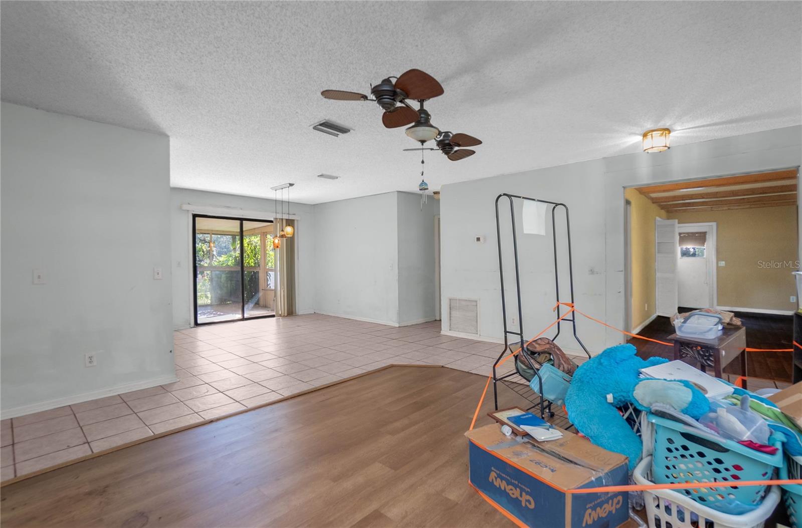 HAMPTON WOODS UNREC - Residential