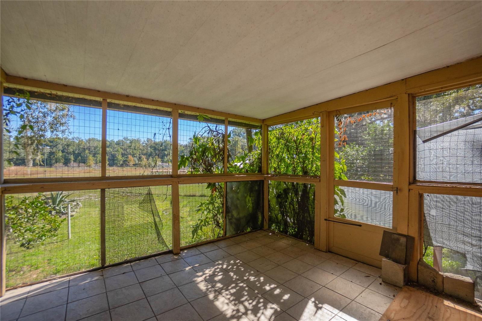 HAMPTON WOODS UNREC - Residential