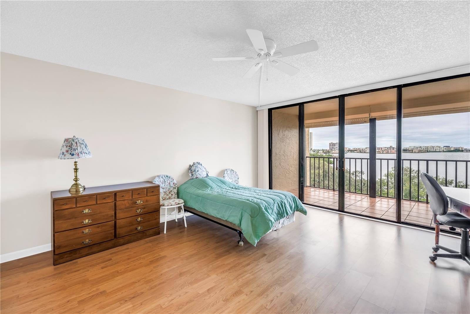 CIEGA COVE CONDO - Residential