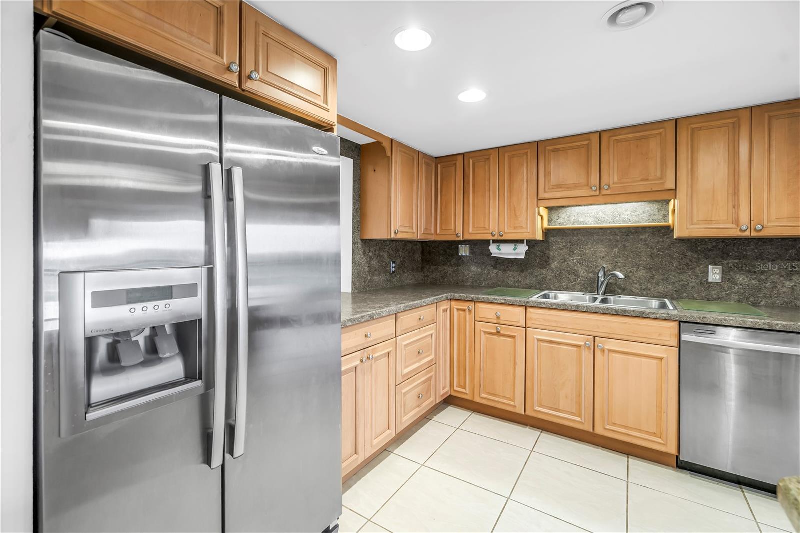 7037 SUNSET DRIVE S 601