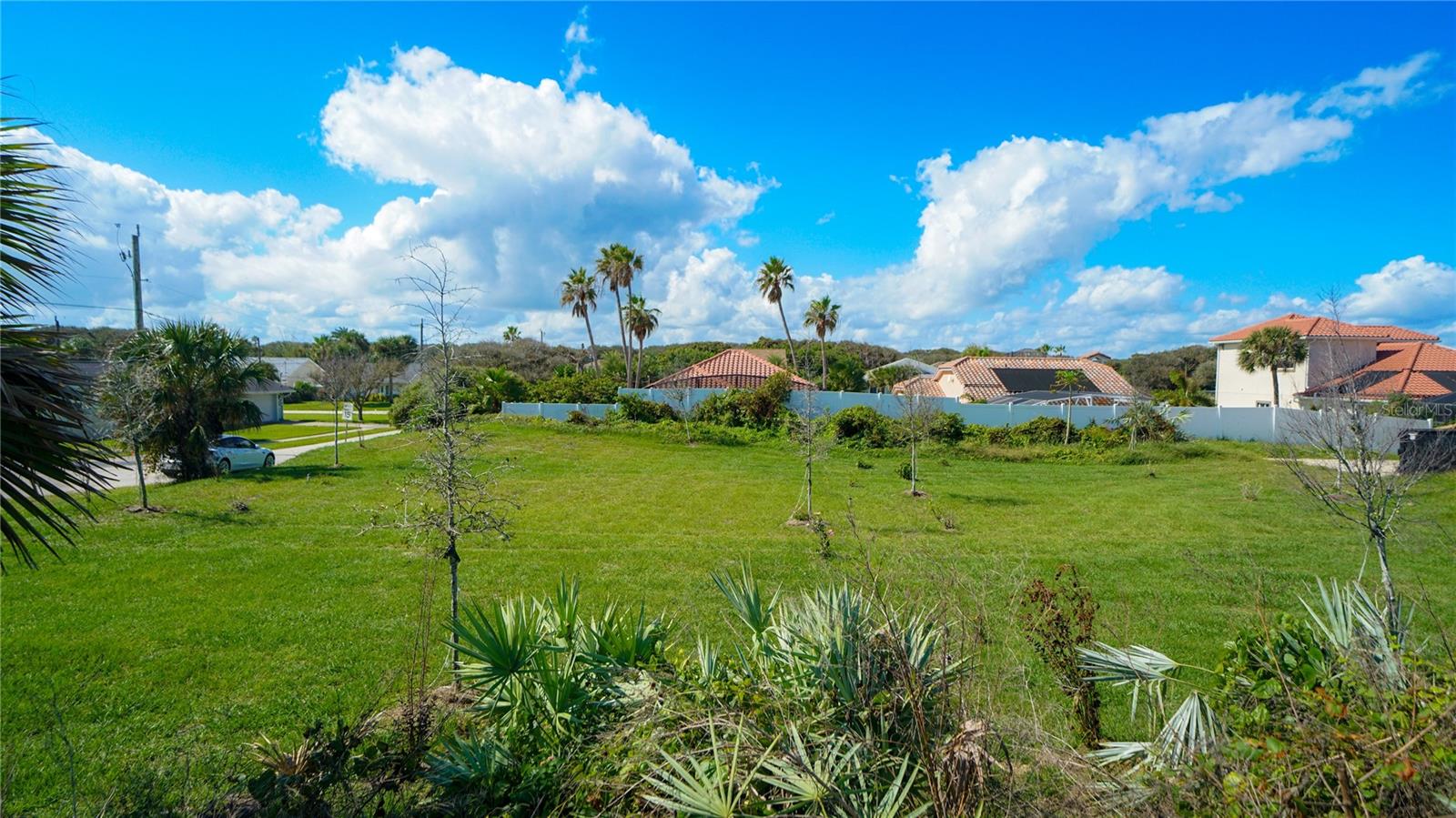 LIGHTHOUSE SHORES - Residential