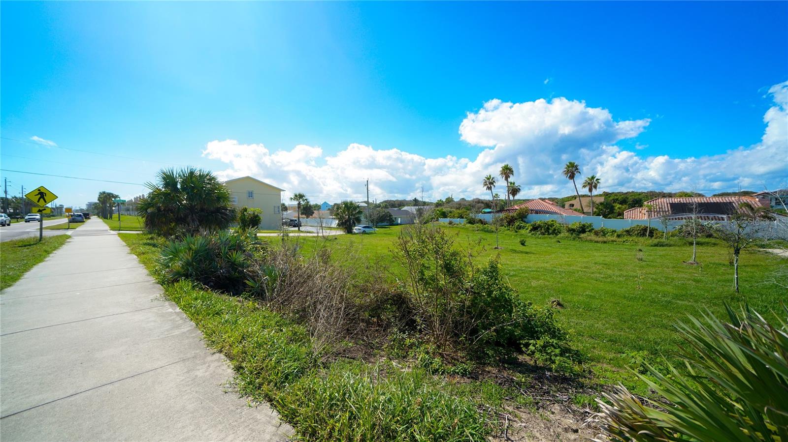 LIGHTHOUSE SHORES - Residential