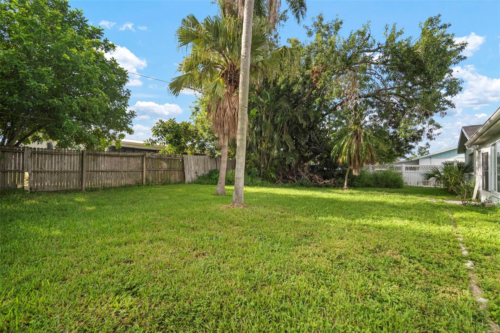 APOLLO BEACH UNIT TWO - Residential