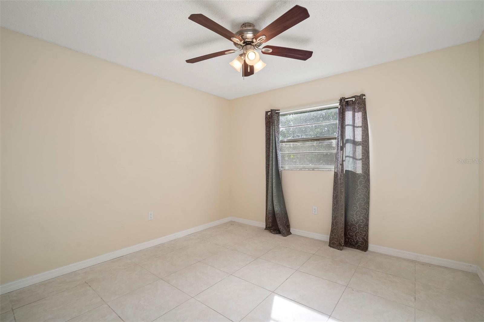 APOLLO BEACH UNIT TWO - Residential