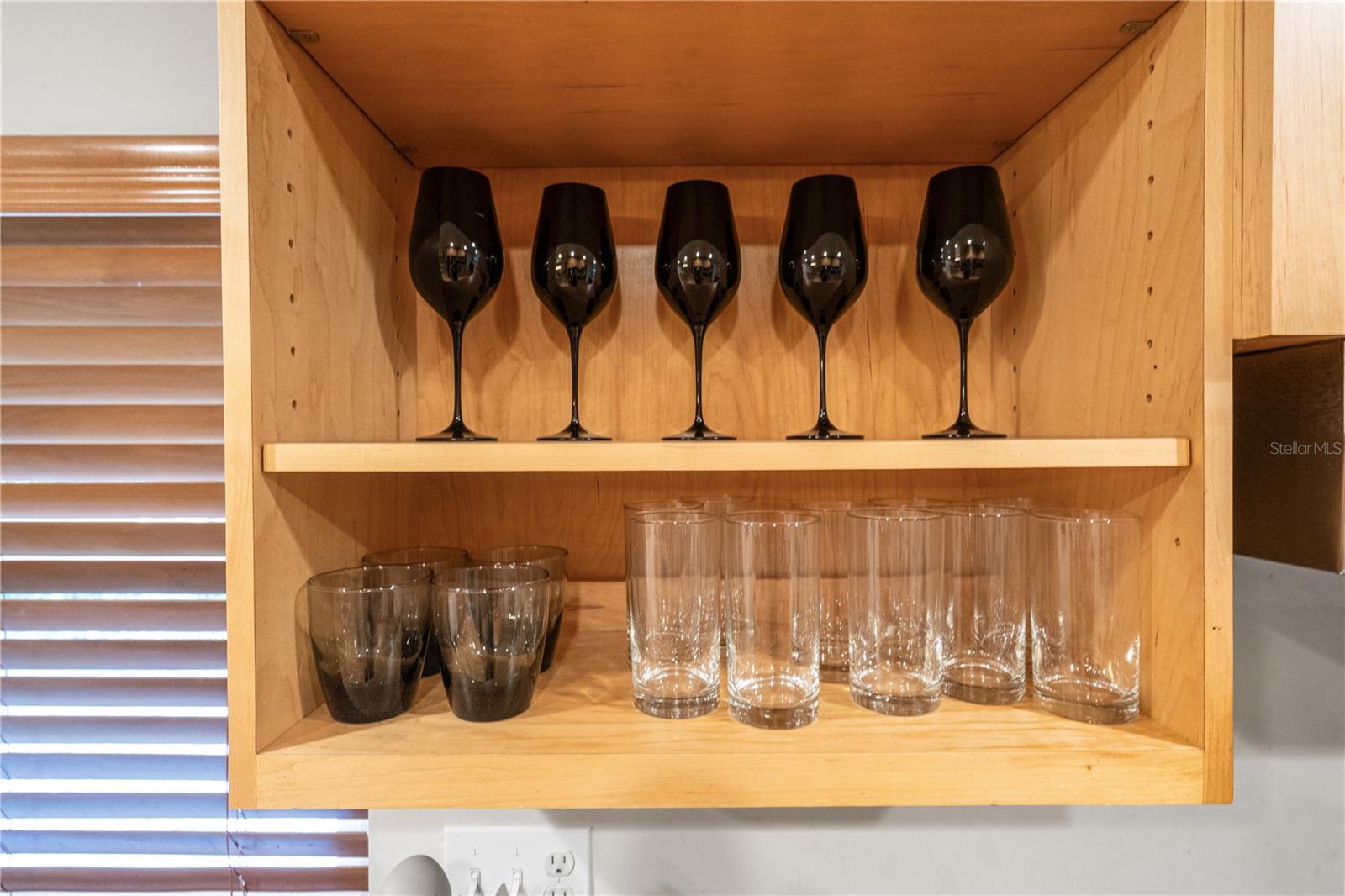 DOIG & ROBERTSONS ADDN-W R THOMAS - Residential Lease