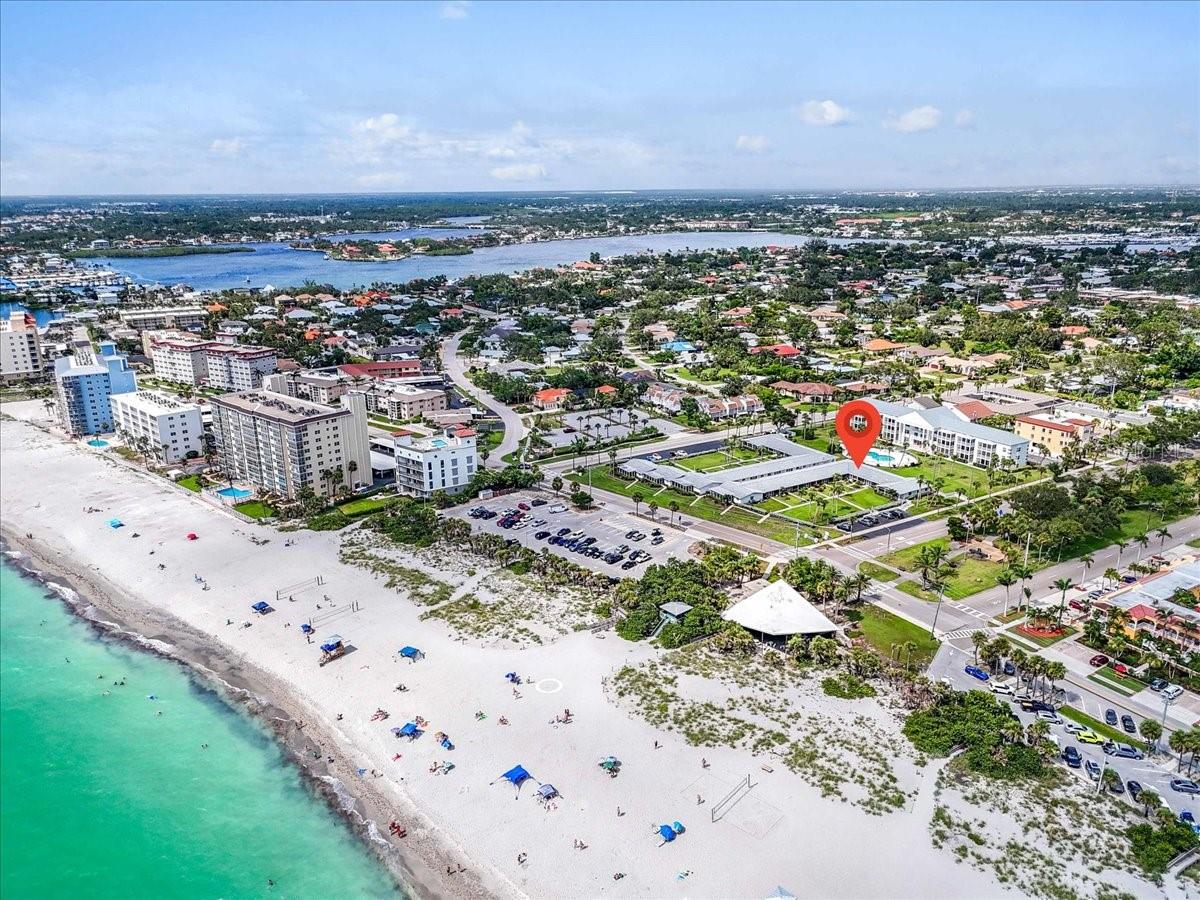 VENICE BEACH APTS SEC 1 - Residential