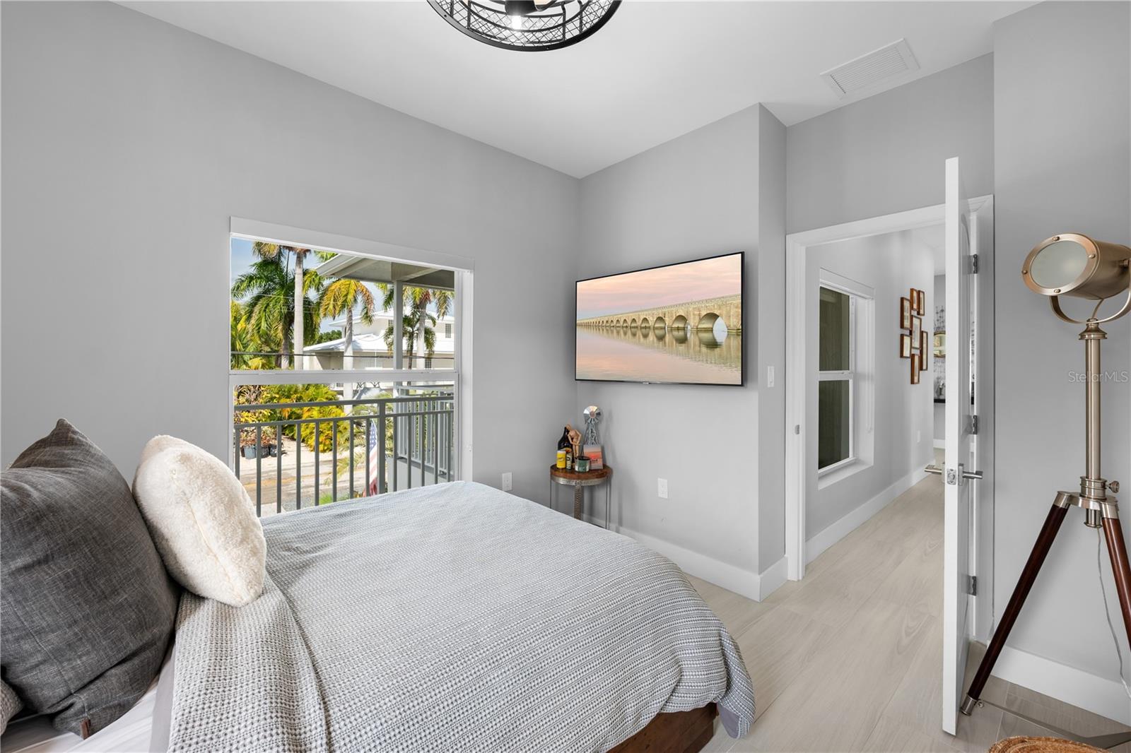 PLANTATION ISLAND - Residential