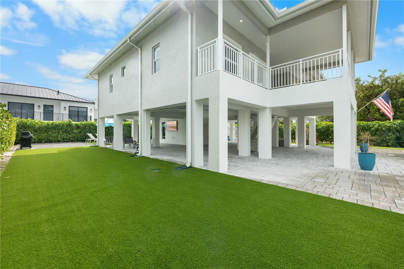 PLANTATION ISLAND - Residential