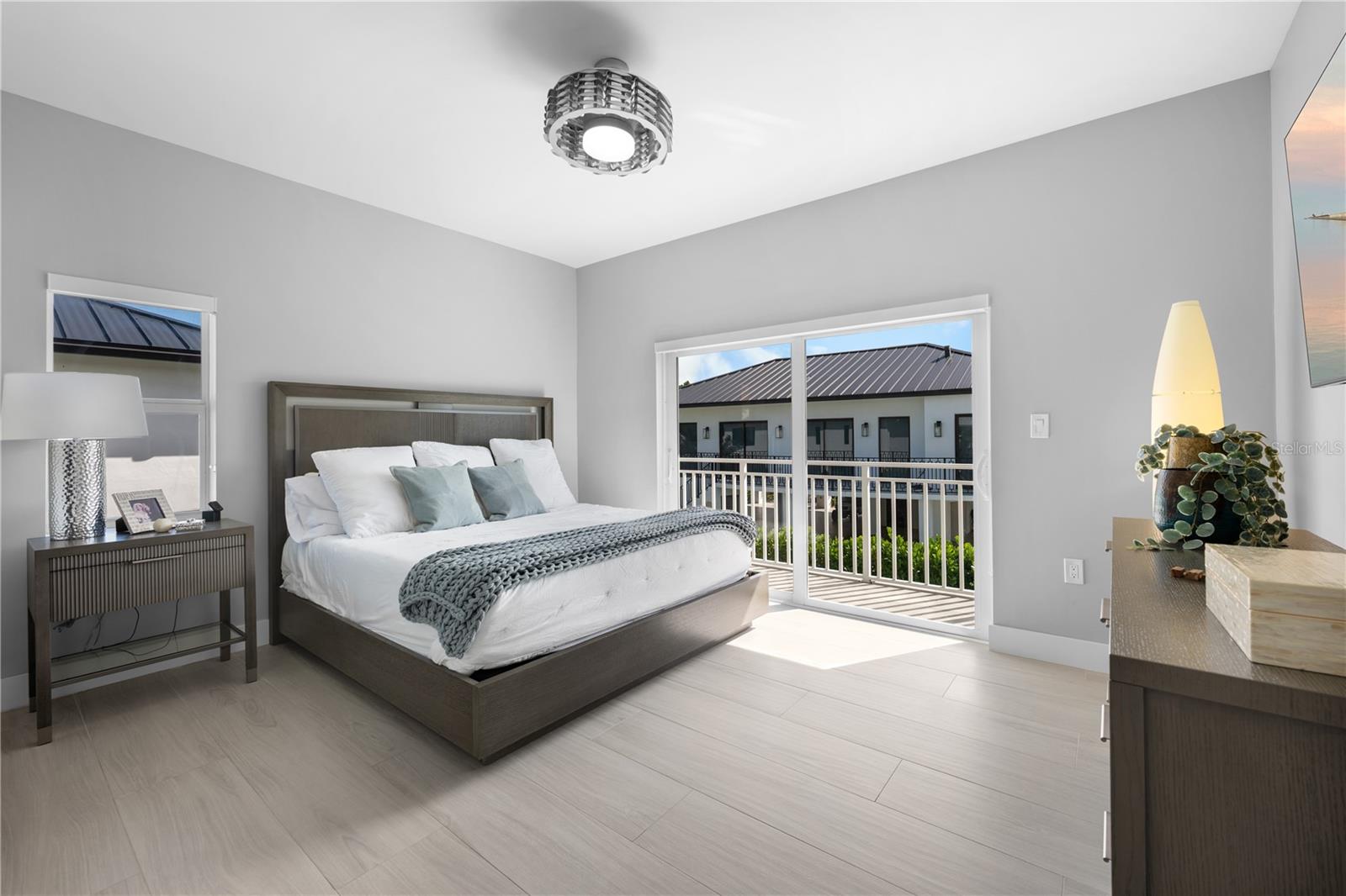 PLANTATION ISLAND - Residential