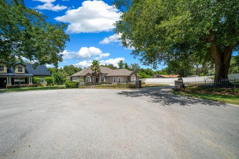 Tiny photo for 1251 Magnolia Farms Court, Eustis, FL 32726 (MLS # G5114976)