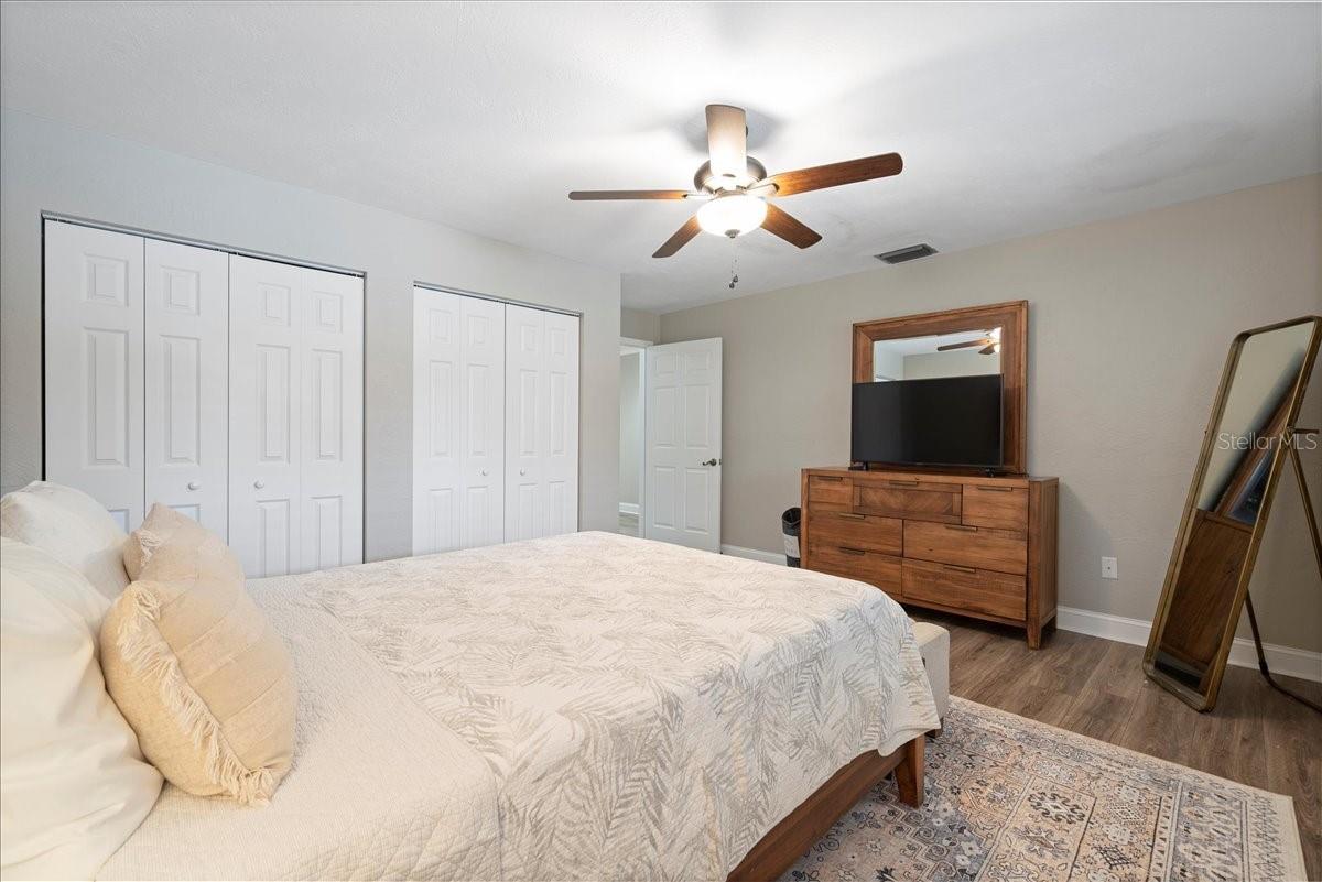 RIDGEWOOD GROVES - Residential